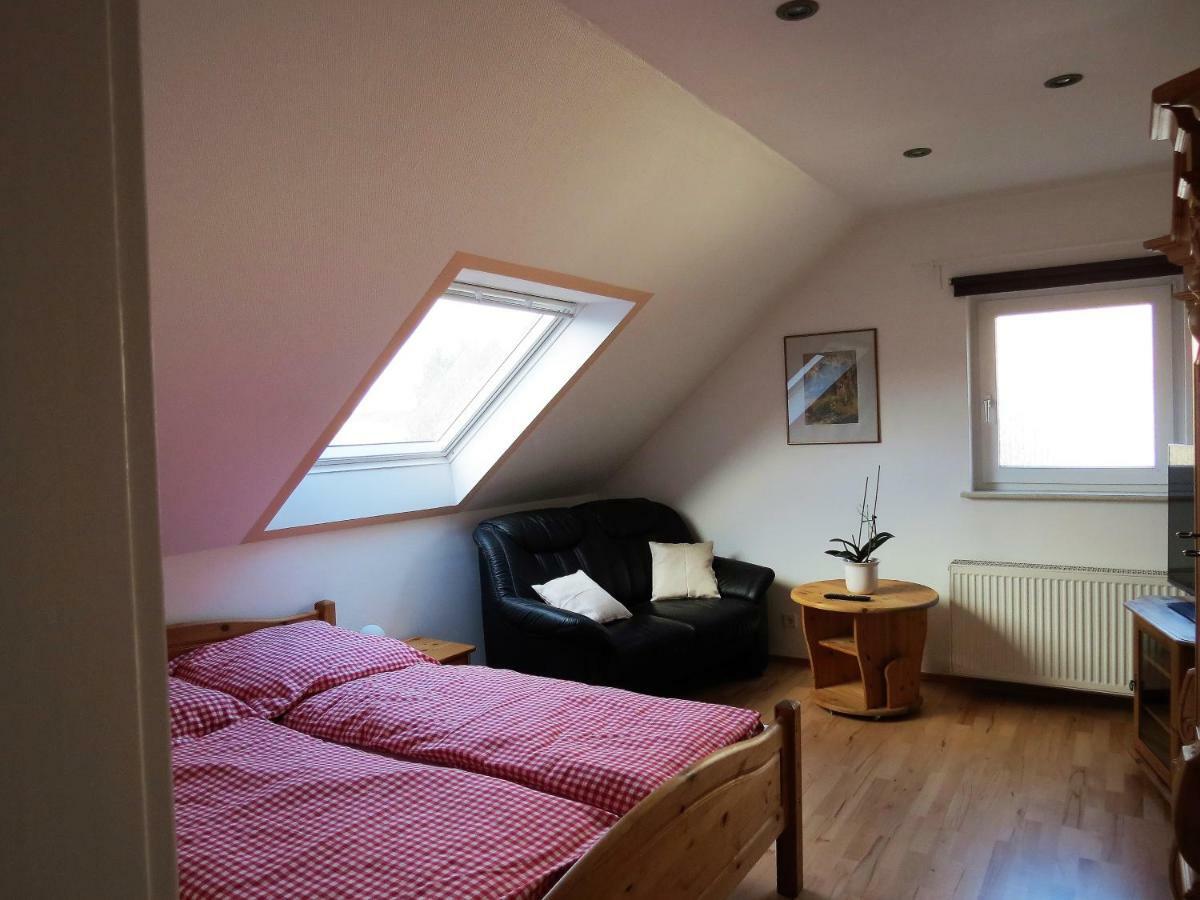 Gaestehaus Schoenenberg ヴッパータール エクステリア 写真